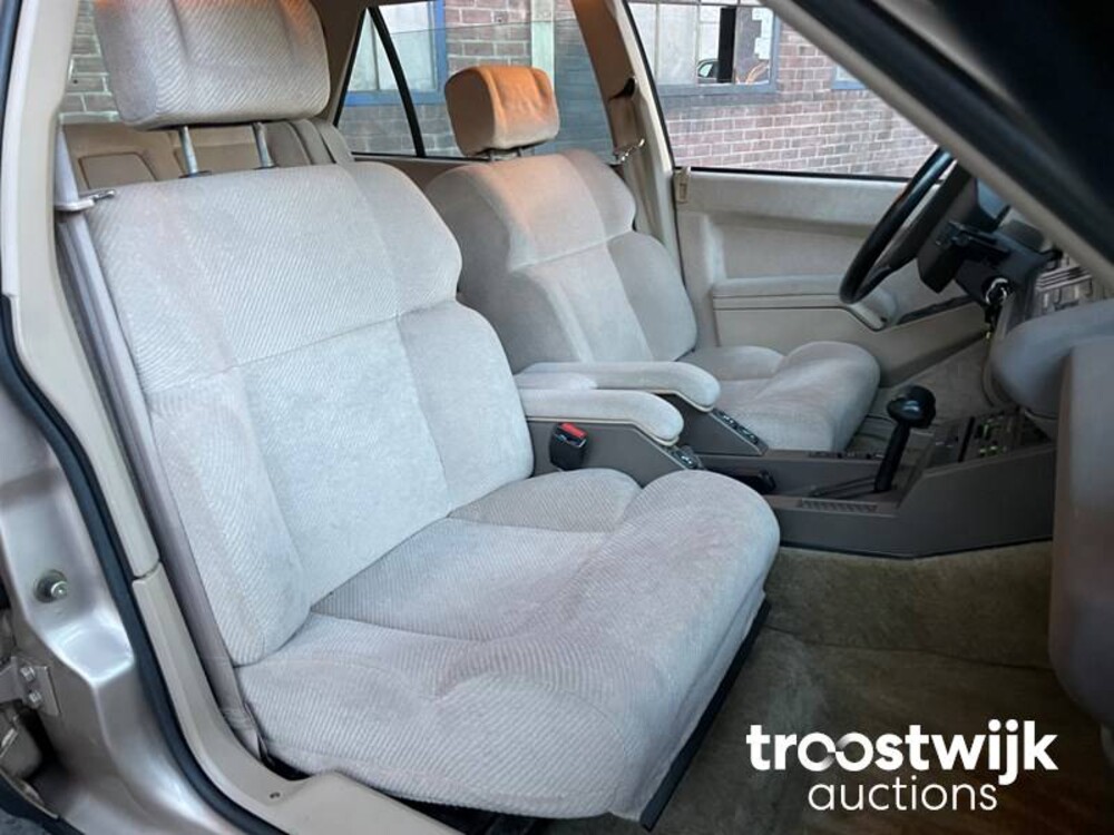 Renault 25 V6 Injection Auto