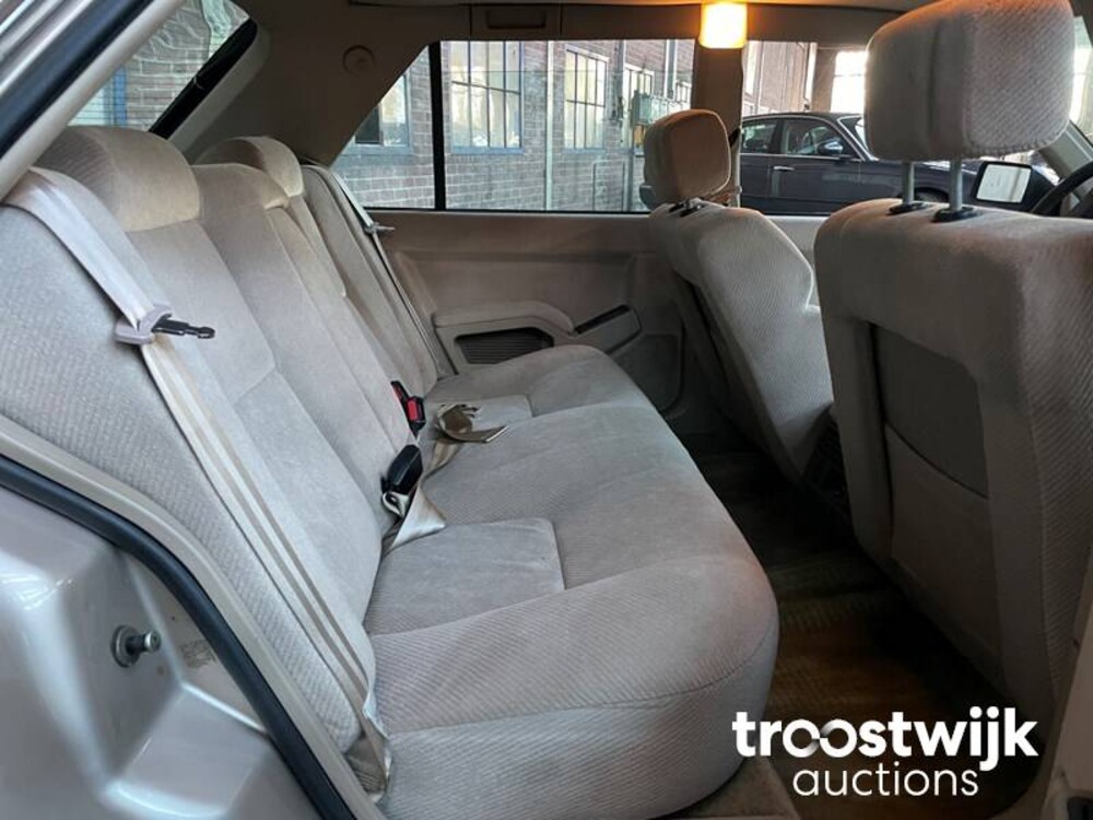 Renault 25 V6 Injection Auto