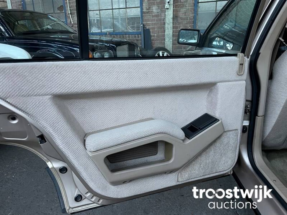 Renault 25 V6 Injection Auto