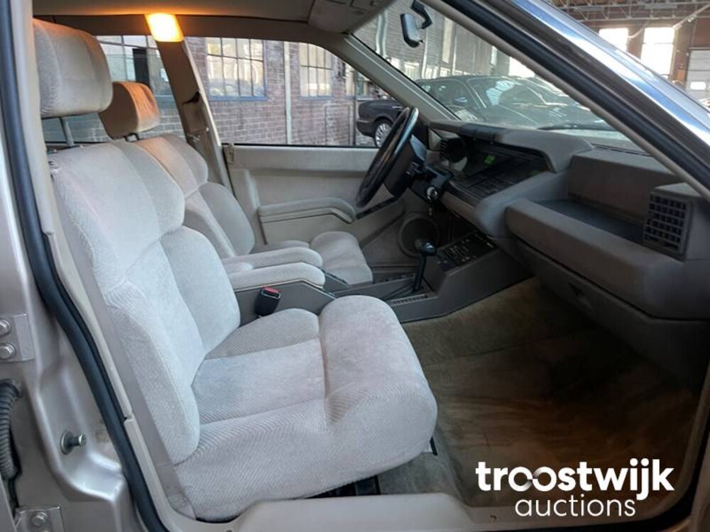 Renault 25 V6 Injection Auto