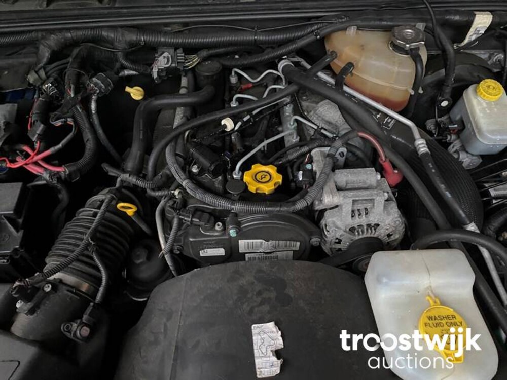 Jeep Wrangler 2.8 CRD Sahara Auto