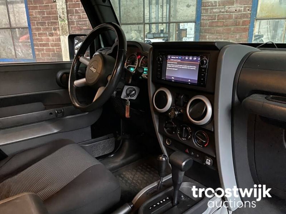 Jeep Wrangler 2.8 CRD Sahara Auto