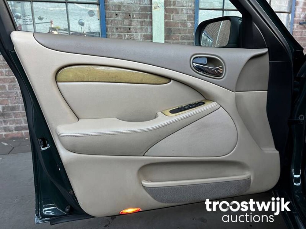 Jaguar S-type 3.0 V6 Auto