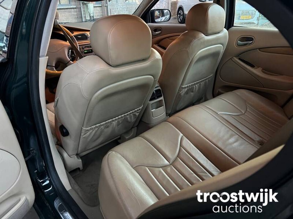 Jaguar S-type 3.0 V6 Auto