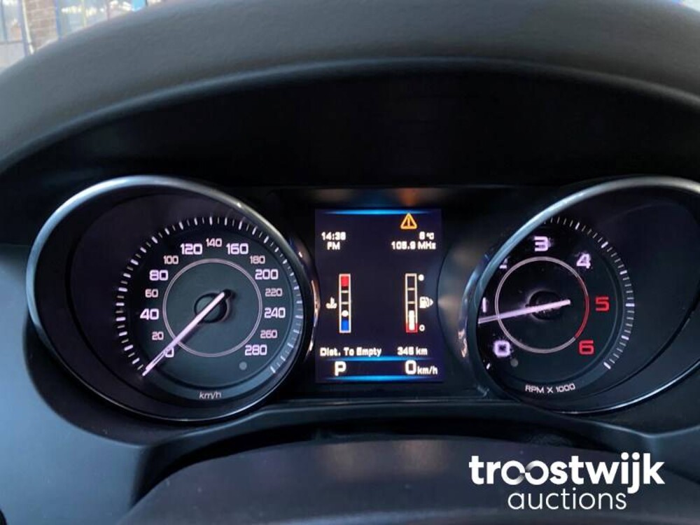 Jaguar 2.0 D R-Sport Auto