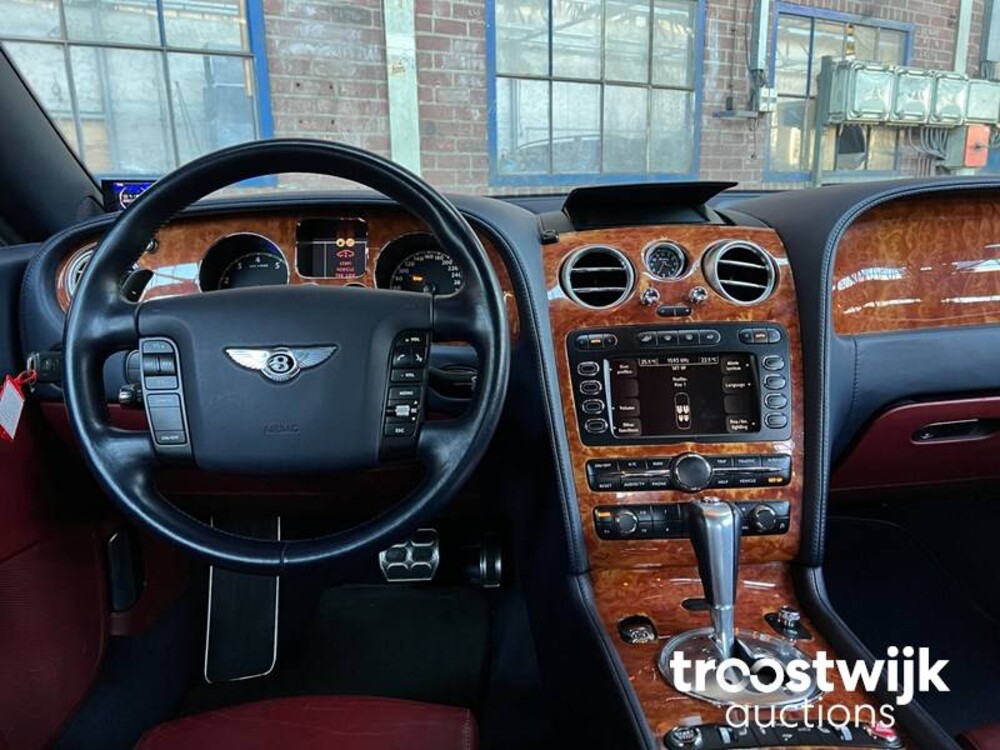 Bentley Continental GT 6.0 W12 Auto