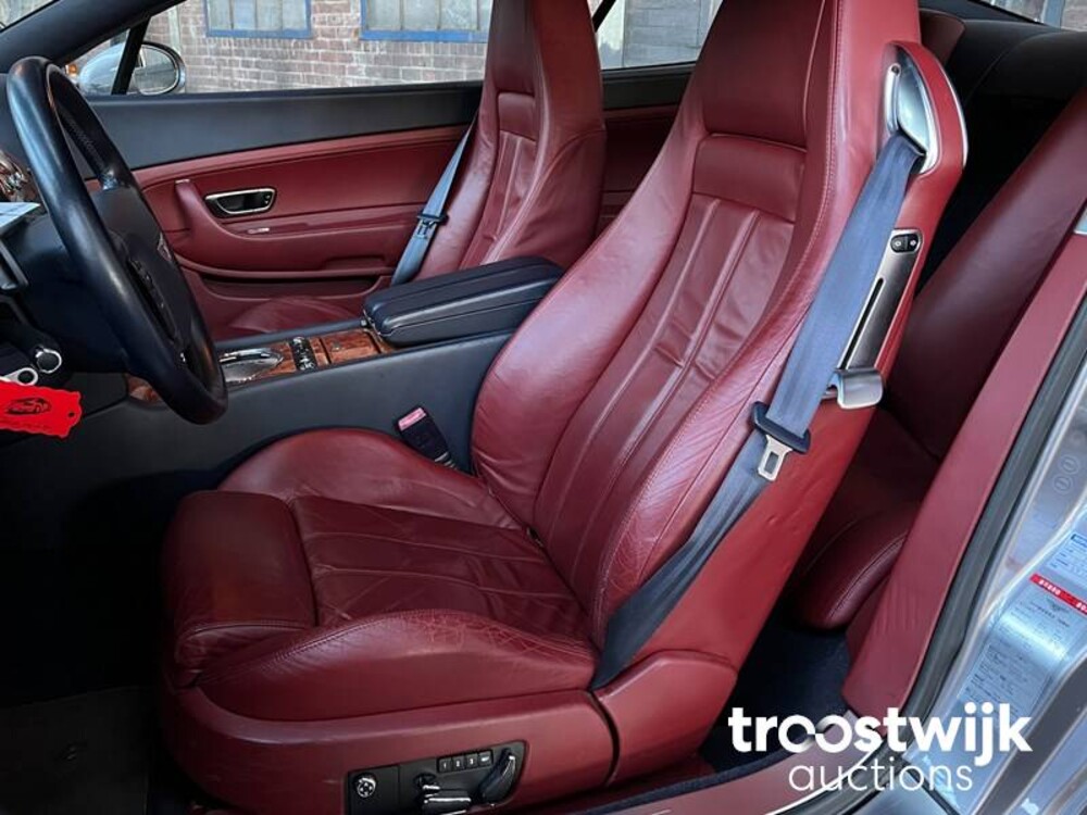 Bentley Continental GT 6.0 W12 Auto