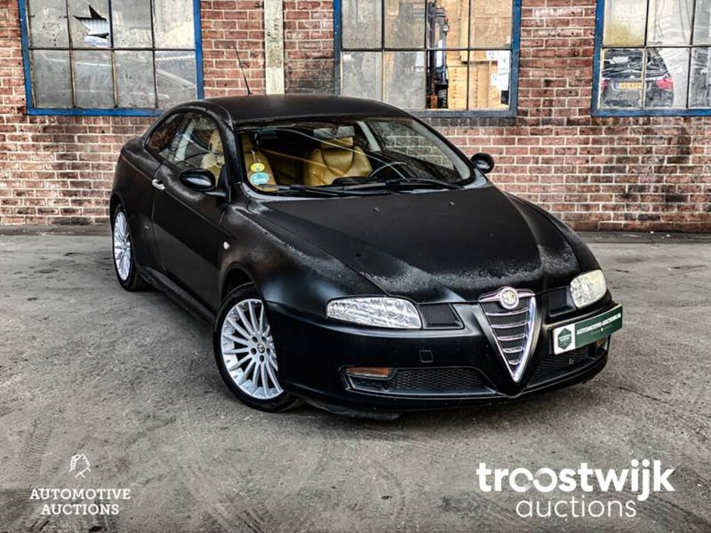 Alfa Romeo GT 2.0 JTS Disegno Bertone  Auto