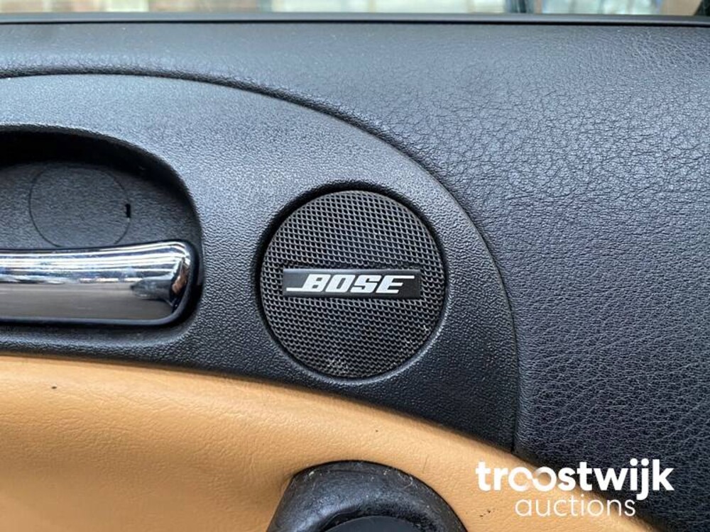 Alfa Romeo GT 2.0 JTS Disegno Bertone  Auto