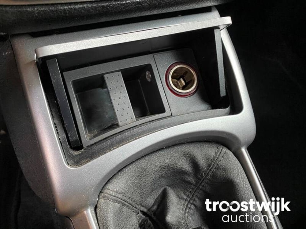 Alfa Romeo GT 2.0 JTS Disegno Bertone  Auto