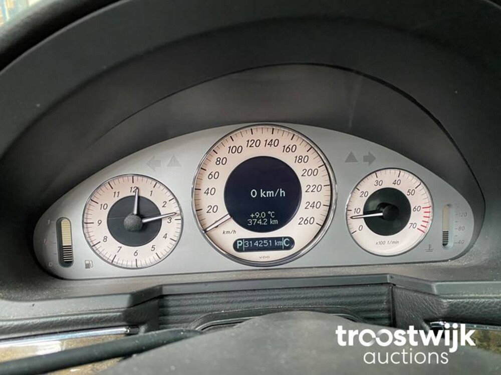 Mercedes-Benz E240 Avantgarde E-klasse Combi Auto