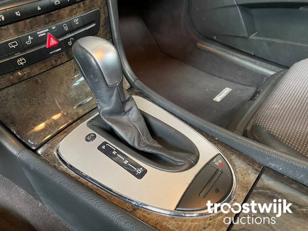 Mercedes-Benz E240 Avantgarde E-klasse Combi Auto