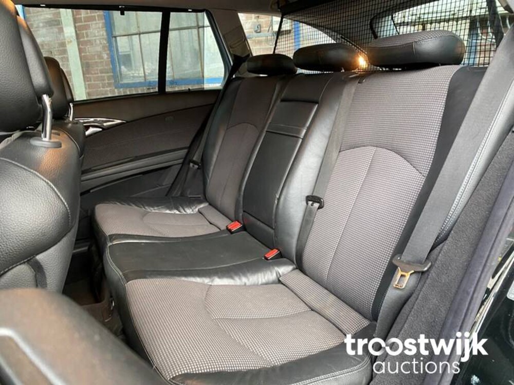 Mercedes-Benz E240 Avantgarde E-klasse Combi Auto