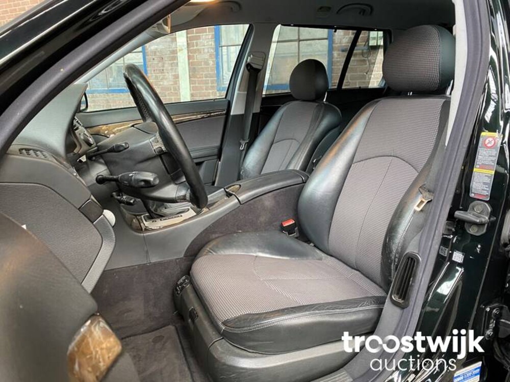 Mercedes-Benz E240 Avantgarde E-klasse Combi Auto