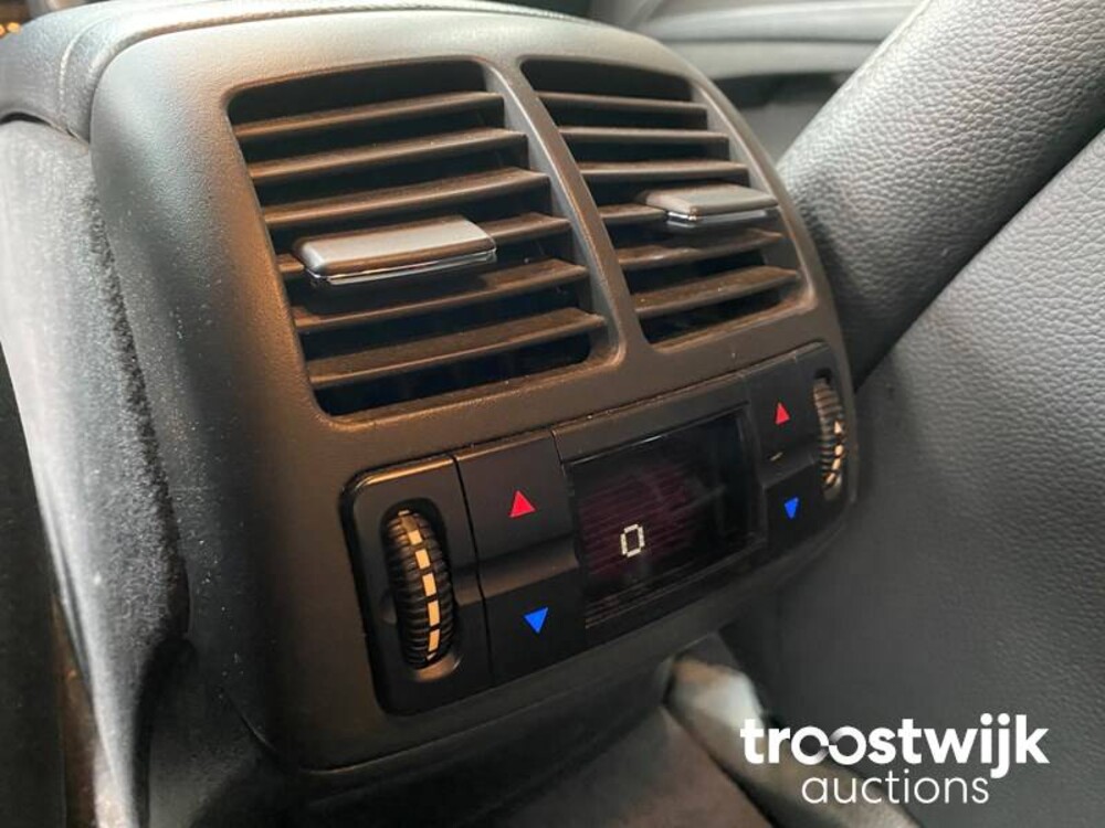 Mercedes-Benz E240 Avantgarde E-klasse Combi Auto