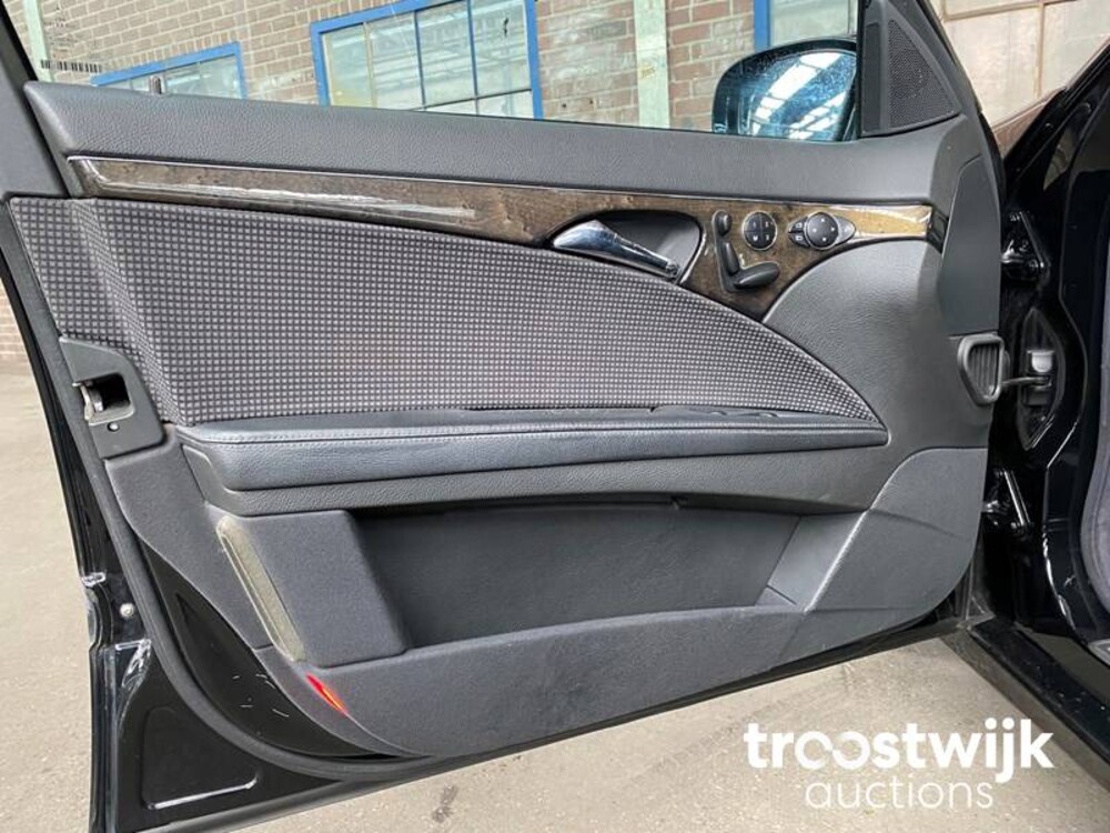 Mercedes-Benz E240 Avantgarde E-klasse Combi Auto