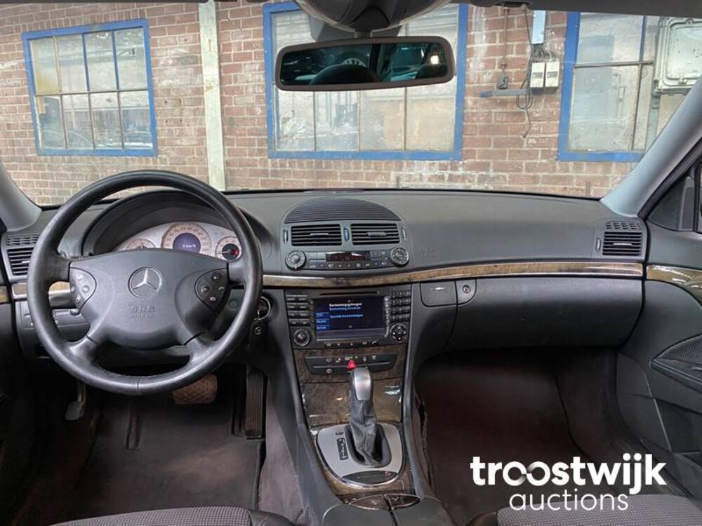 Mercedes-Benz E240 Avantgarde E-klasse Combi Auto