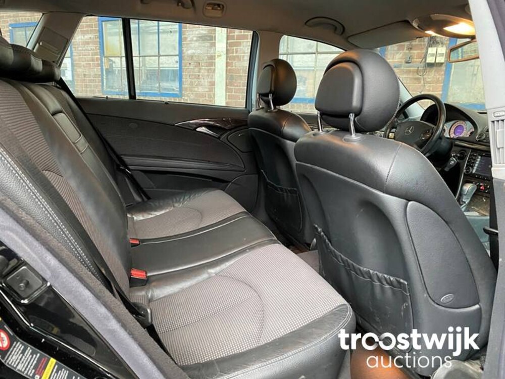 Mercedes-Benz E240 Avantgarde E-klasse Combi Auto