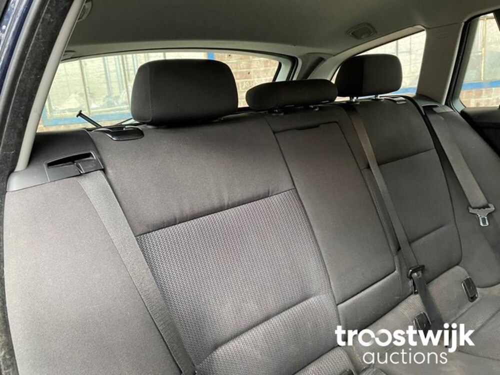 BMW 316i Touring Business Line 3-serie Auto