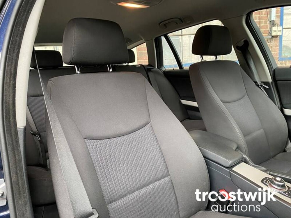 BMW 316i Touring Business Line 3-serie Auto