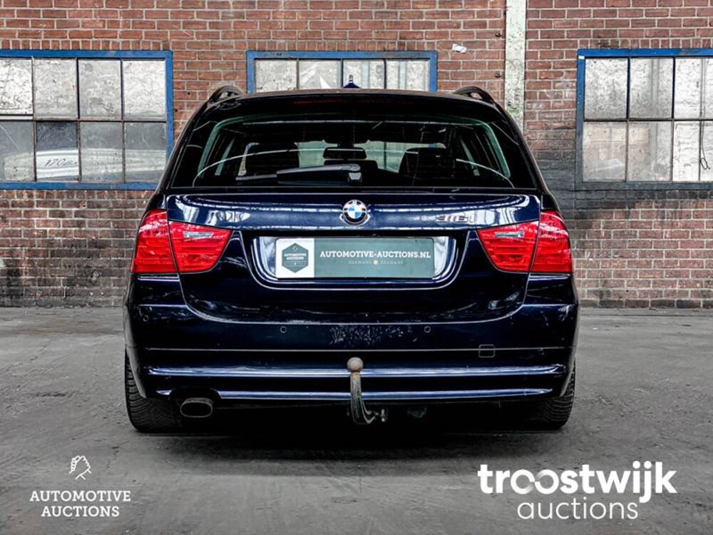 BMW 316i Touring Business Line 3-serie Auto