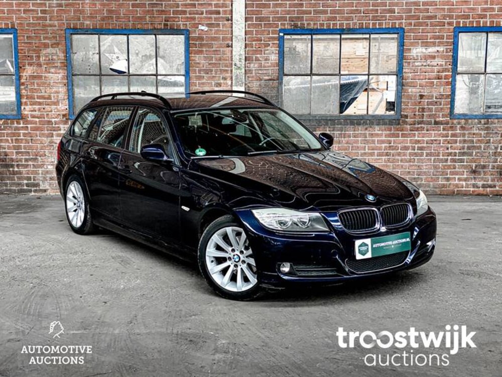 BMW 316i Touring Business Line 3-serie Auto