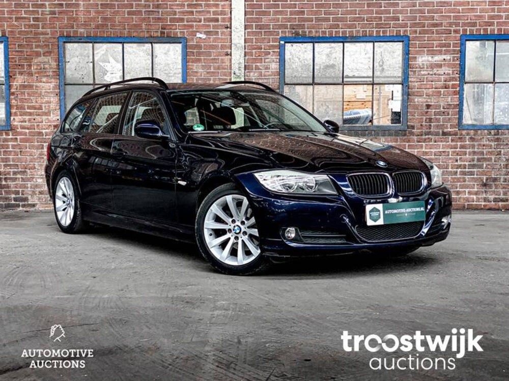 BMW 316i Touring Business Line 3-serie Auto