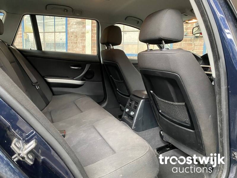 BMW 316i Touring Business Line 3-serie Auto