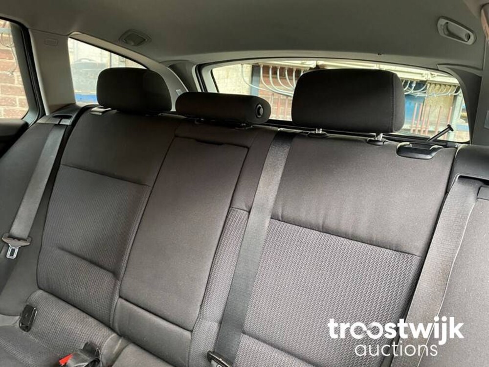 BMW 316i Touring Business Line 3-serie Auto