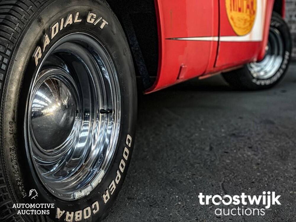 Dodge D100 Short Bed 7.2 V8 Auto