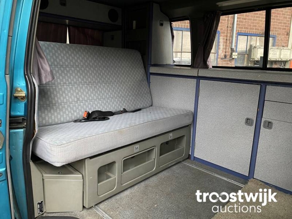 Volkswagen California T4 Transporter Camper Auto
