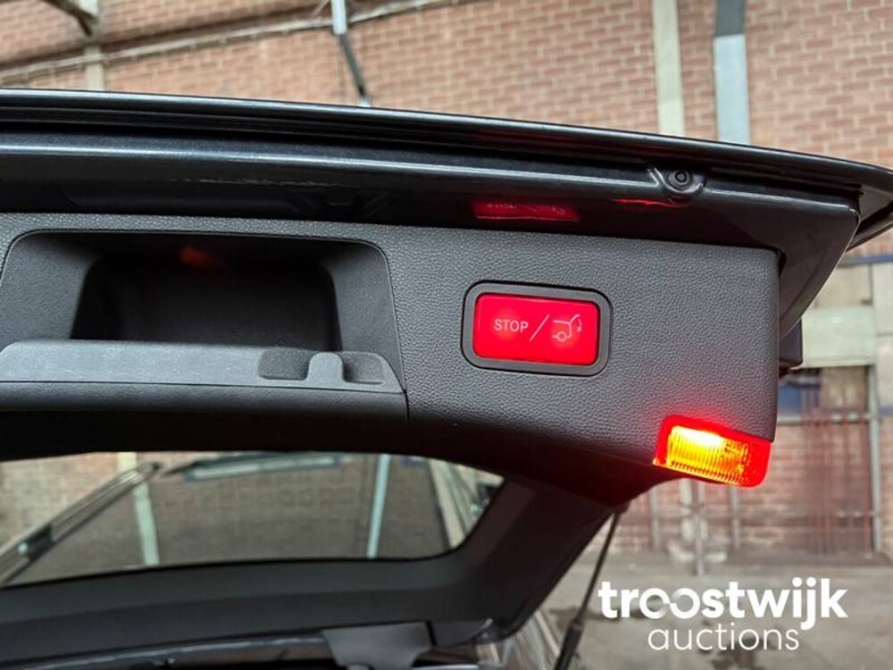 Mercedes-Benz E200 Estate BlueTEC Ambition Avantgarde Auto