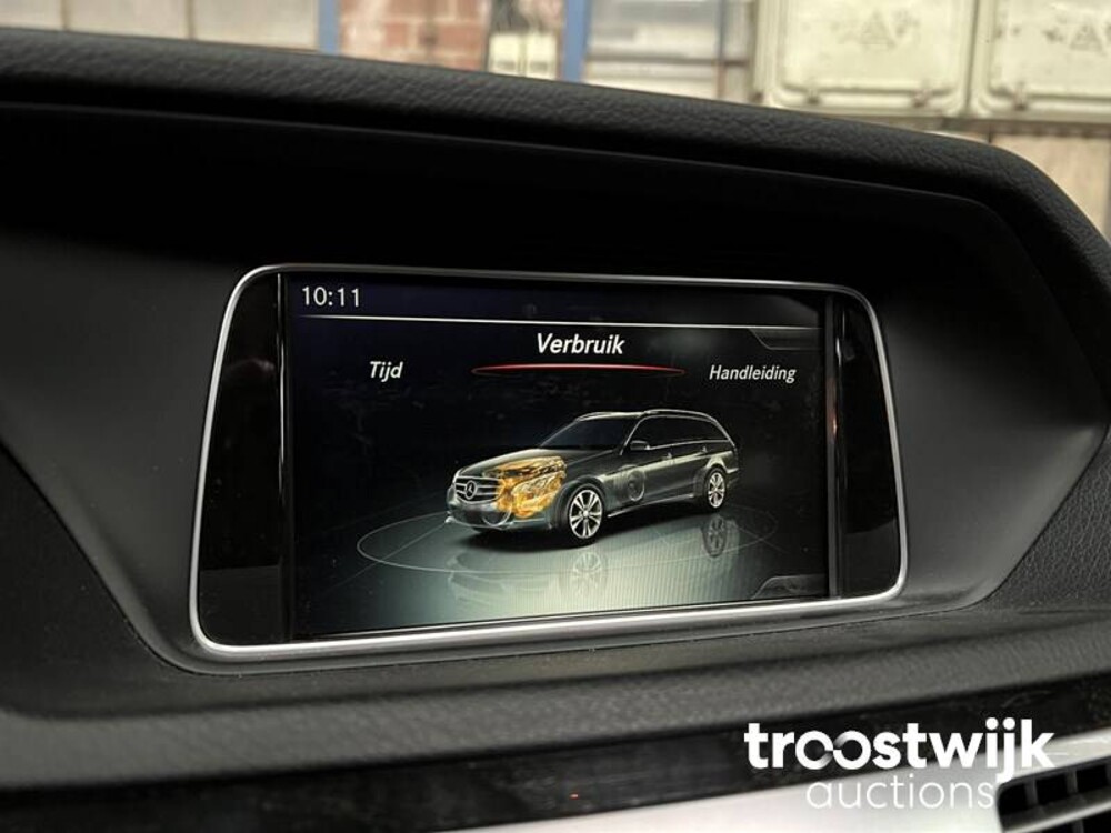 Mercedes-Benz E200 Estate BlueTEC Ambition Avantgarde Auto