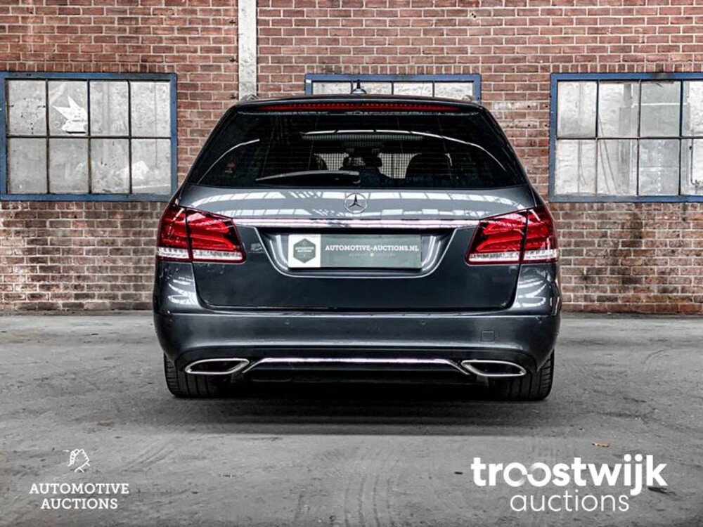 Mercedes-Benz E200 Estate BlueTEC Ambition Avantgarde Auto