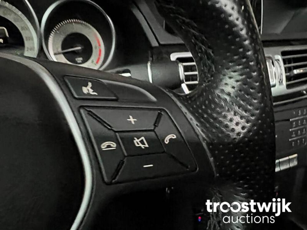 Mercedes-Benz E200 Estate BlueTEC Ambition Avantgarde Auto