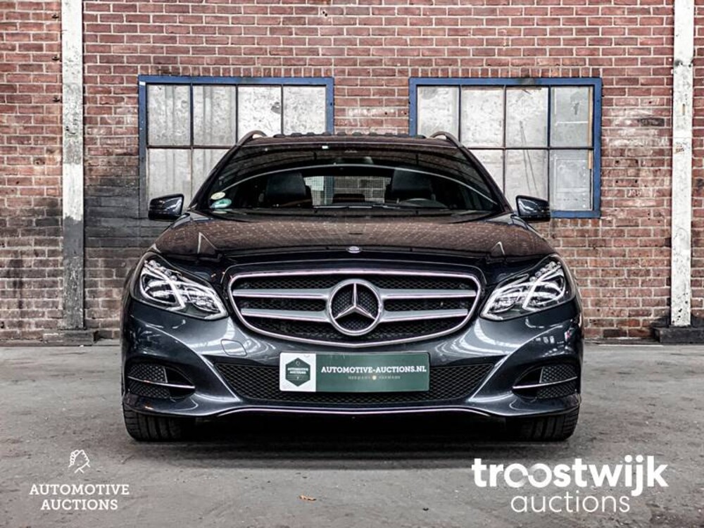 Mercedes-Benz E200 Estate BlueTEC Ambition Avantgarde Auto