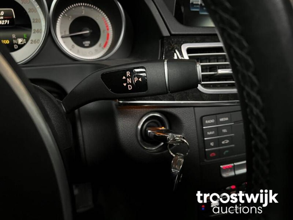 Mercedes-Benz E200 Estate BlueTEC Ambition Avantgarde Auto