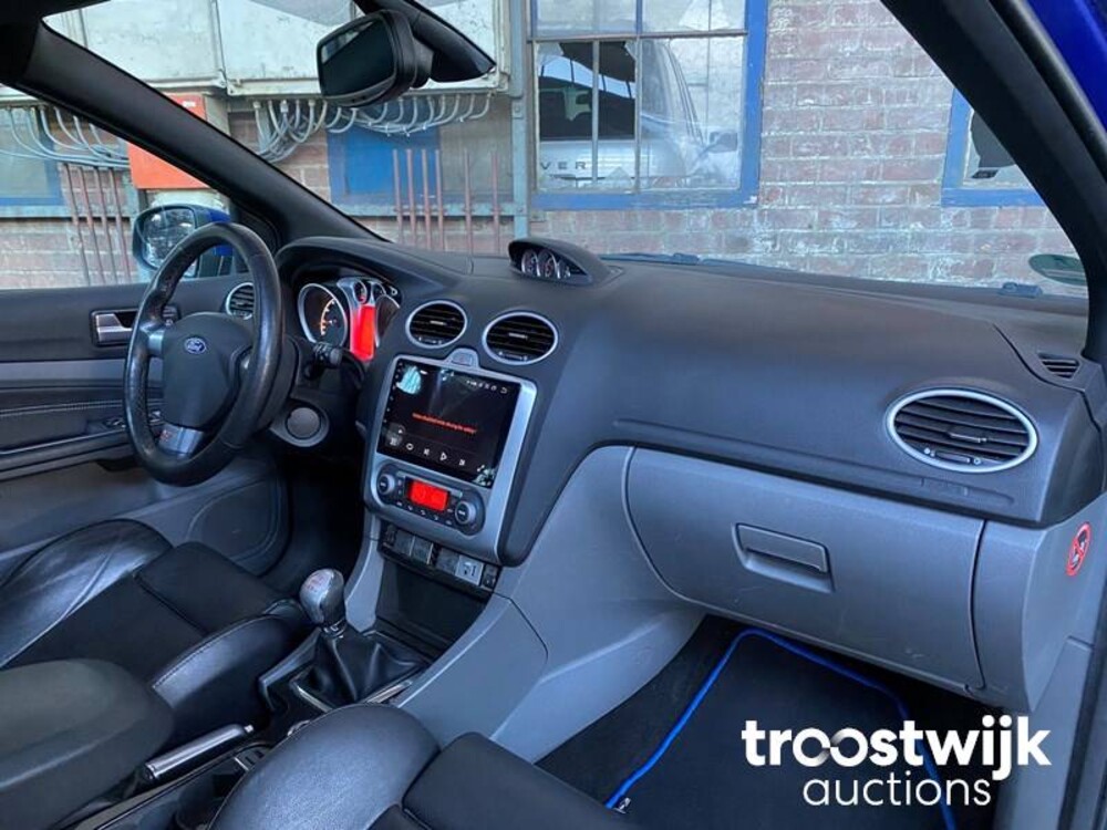 Ford Focus ST 2.5T Auto