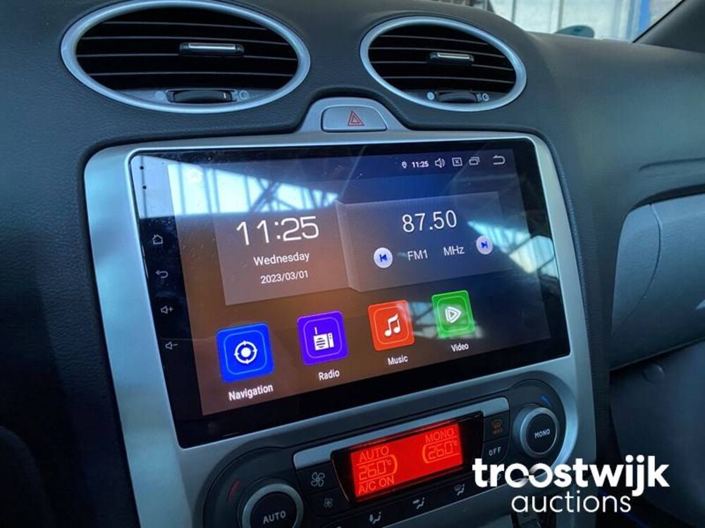 Ford Focus ST 2.5T Auto