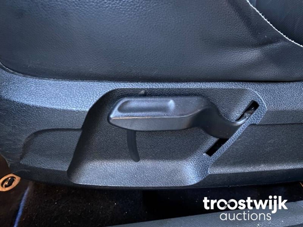 Ford Focus ST 2.5T Auto