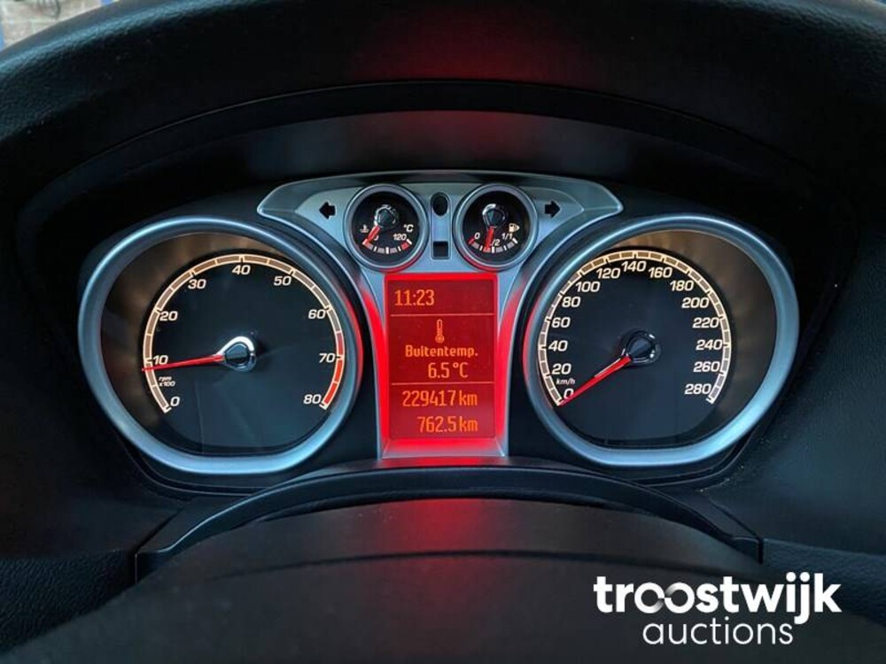 Ford Focus ST 2.5T Auto