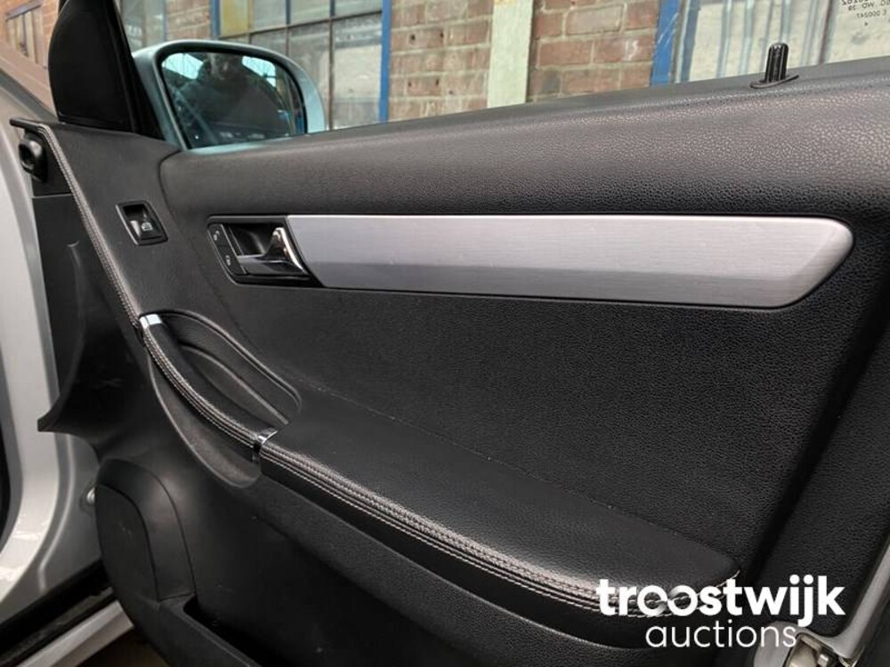 Mercedes-Benz R320 CDI Lang 4Matic Auto