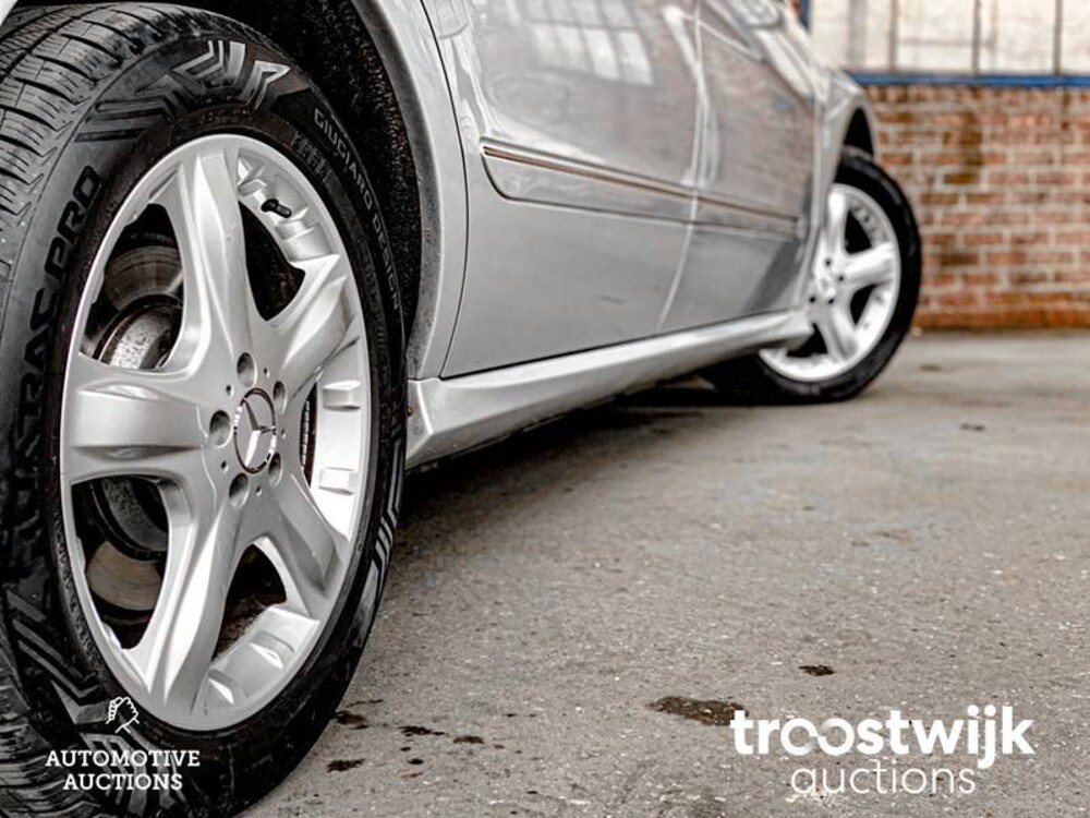 Mercedes-Benz R320 CDI Lang 4Matic Auto