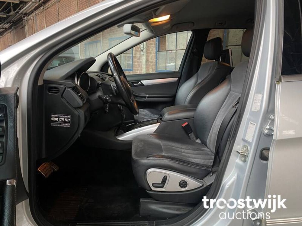 Mercedes-Benz R320 CDI Lang 4Matic Auto