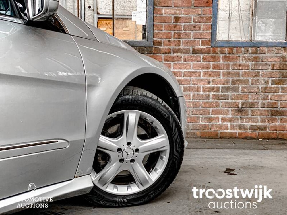 Mercedes-Benz R320 CDI Lang 4Matic Auto