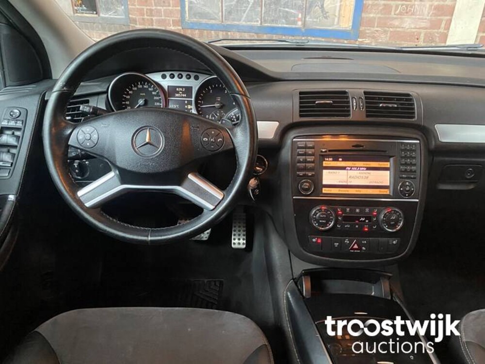 Mercedes-Benz R320 CDI Lang 4Matic Auto