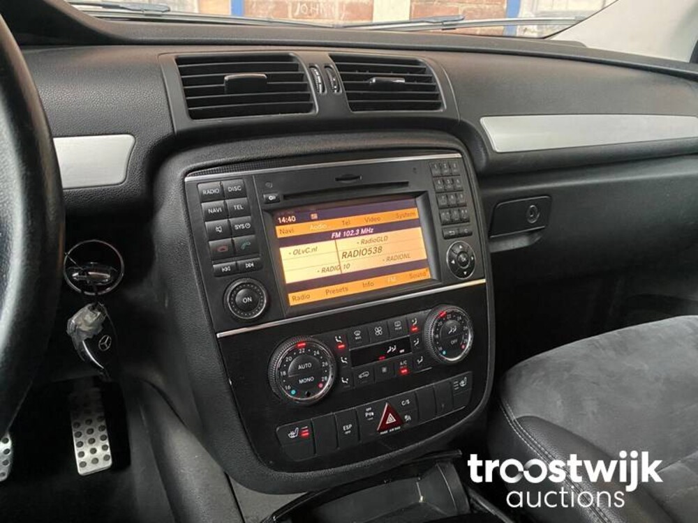 Mercedes-Benz R320 CDI Lang 4Matic Auto