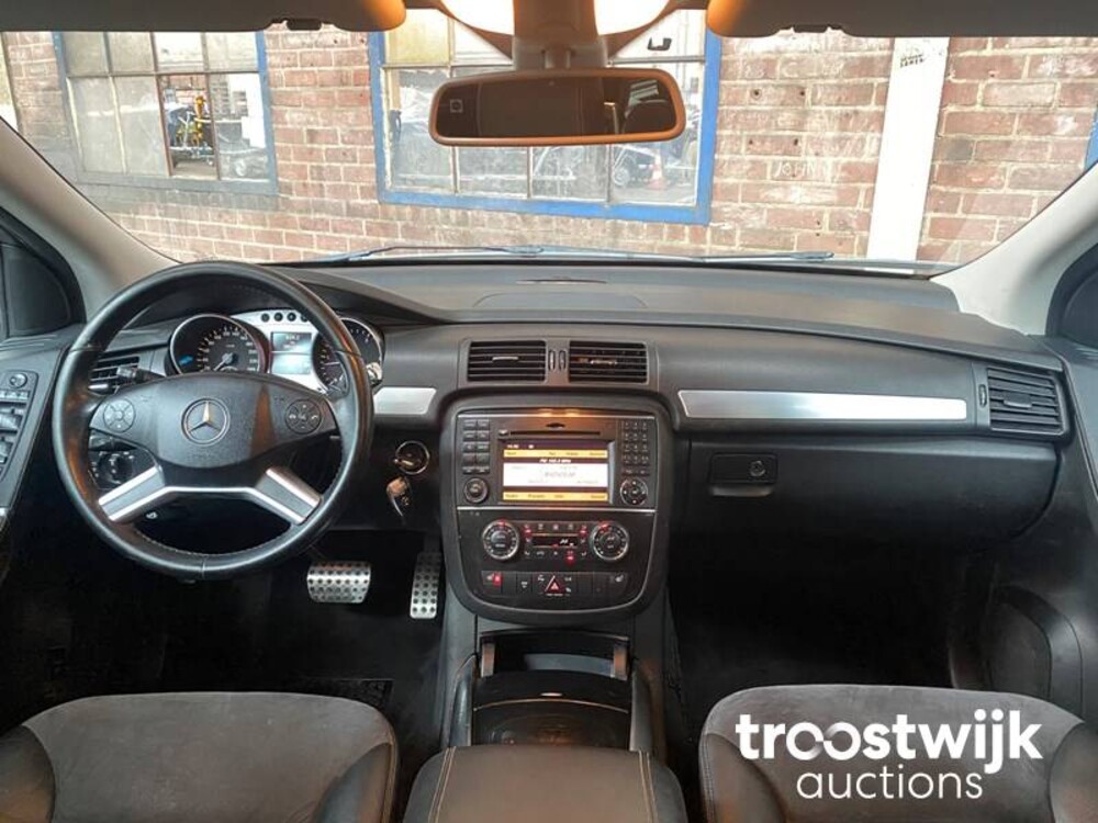 Mercedes-Benz R320 CDI Lang 4Matic Auto