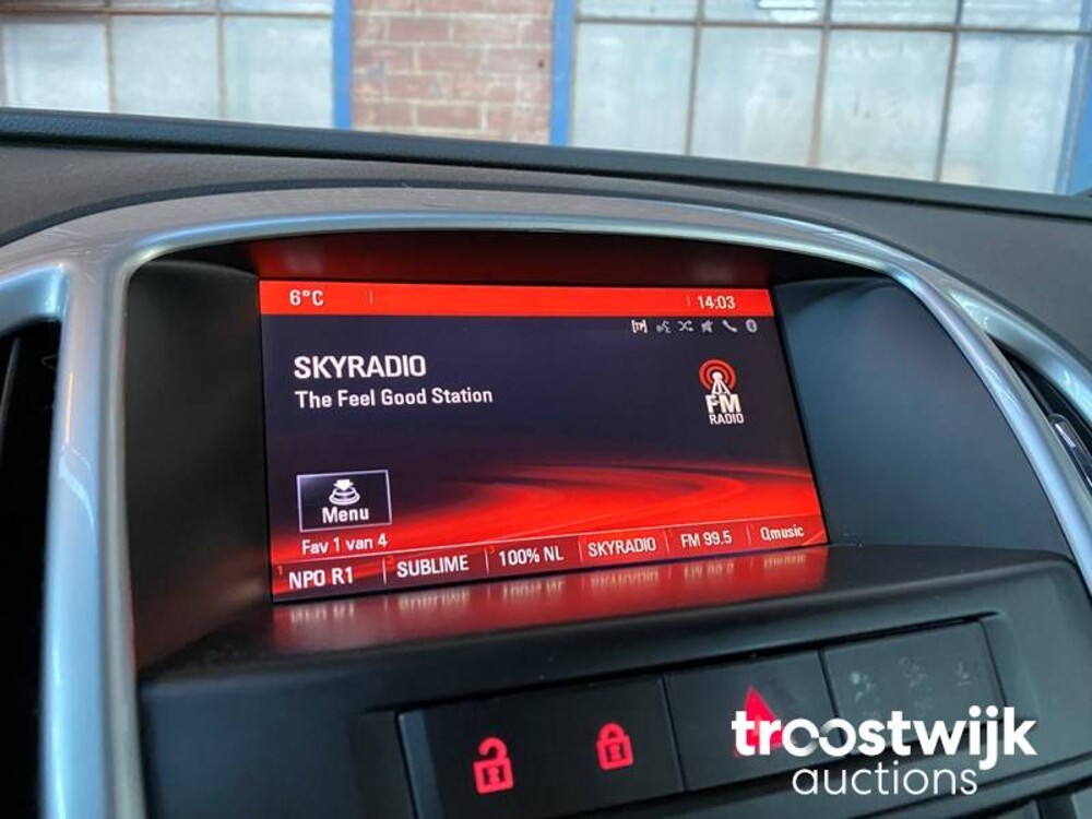 Opel Astra 1.4 Turbo Business Sport+ Auto