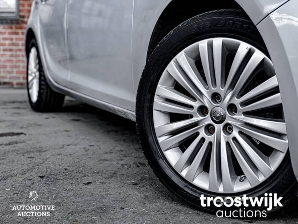 Opel Astra 1.4 Turbo Business Sport+ Auto